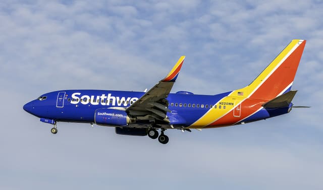N220WN - Boeing