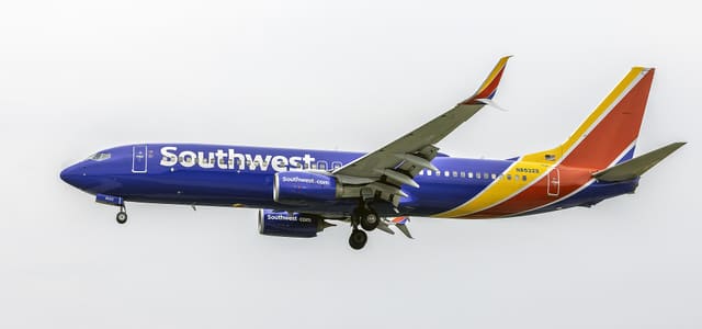N8532S - Boeing