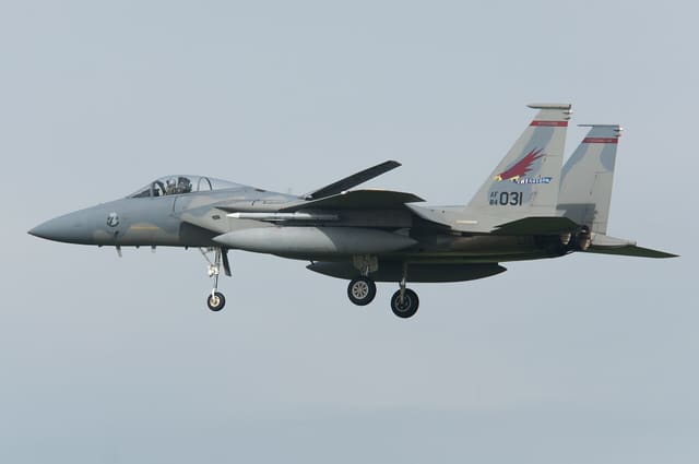 - Twin-engine aircraft