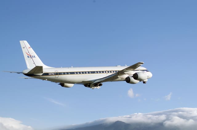 N817NA - Business jet