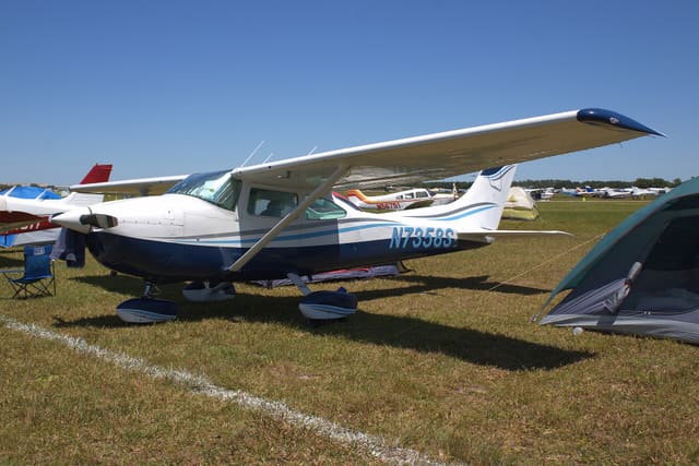 N7358S - Single-engine aircraft