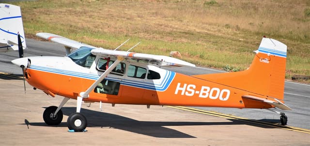 HS-BOO - Cessna