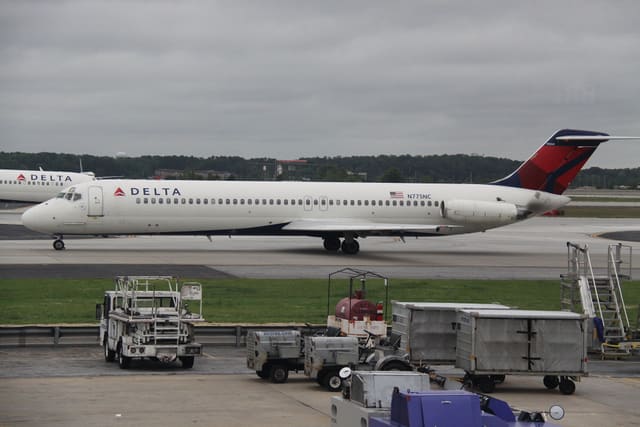 N775NC - Douglas