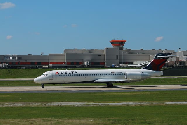 N896AT - Boeing