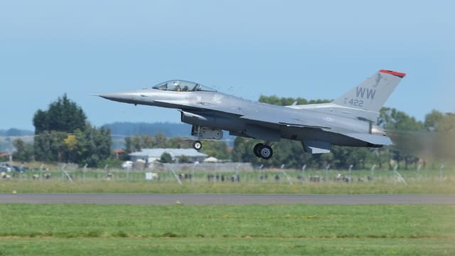  - Single-engine aircraft
