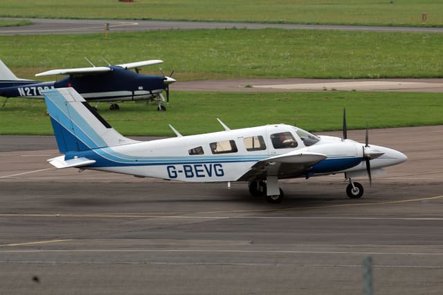 G-BEVG - Piper