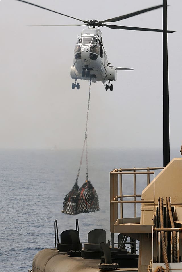 N330JF - Helicopter
