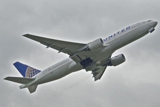 N226UA - Boeing