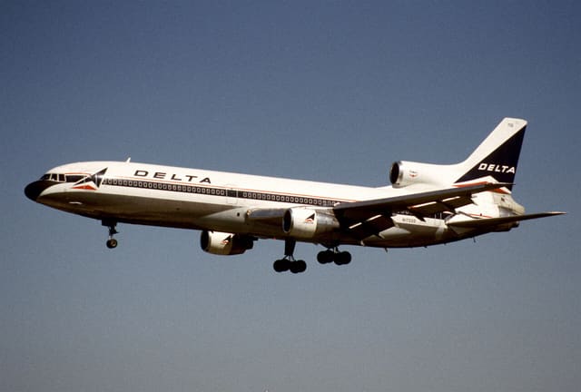 N1732D - Lockheed