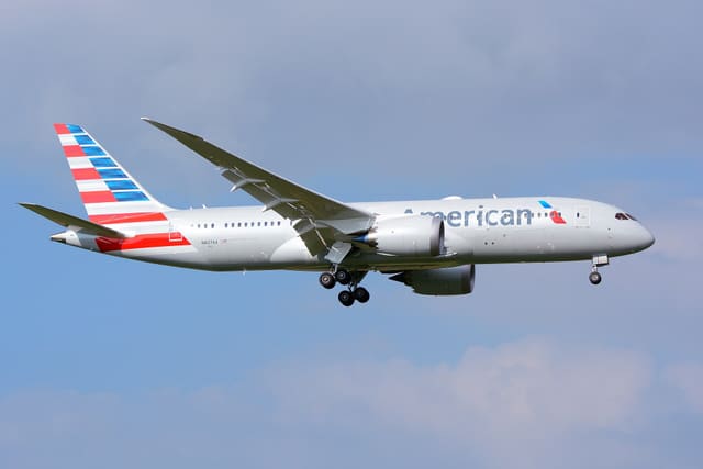 N807AA - Boeing