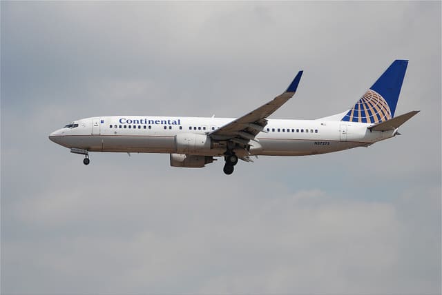 N37273 - Boeing