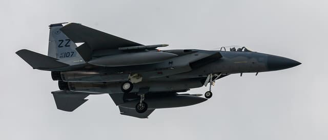  - Twin-engine aircraft