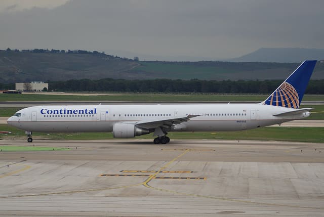 N67052 - Boeing