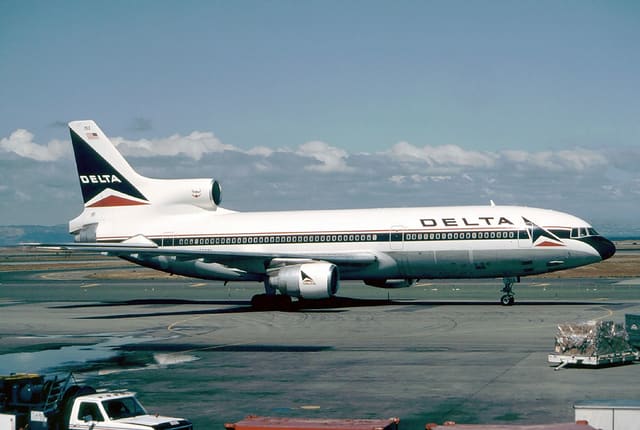 N763DL - Lockheed