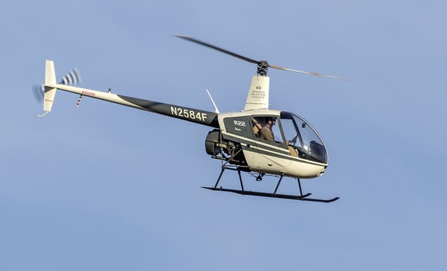 N2584F - Robinson