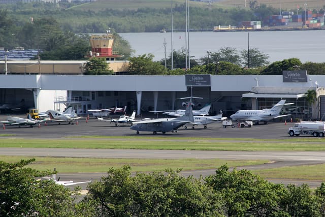 N22PT - Business jet