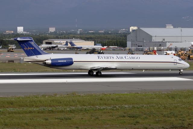 N965CE - Twin-engine aircraft