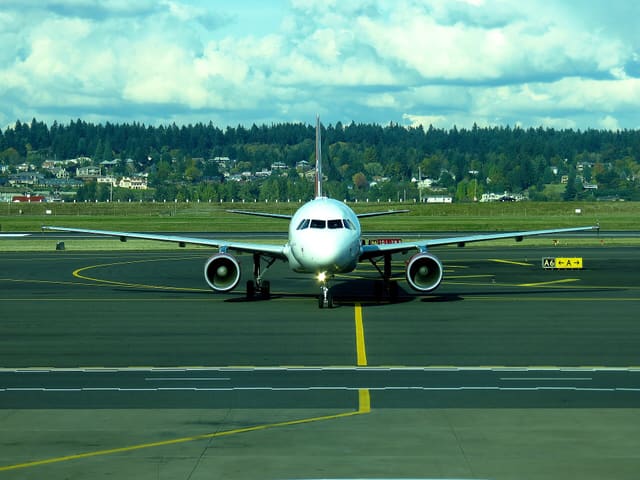 N837VA - Airbus