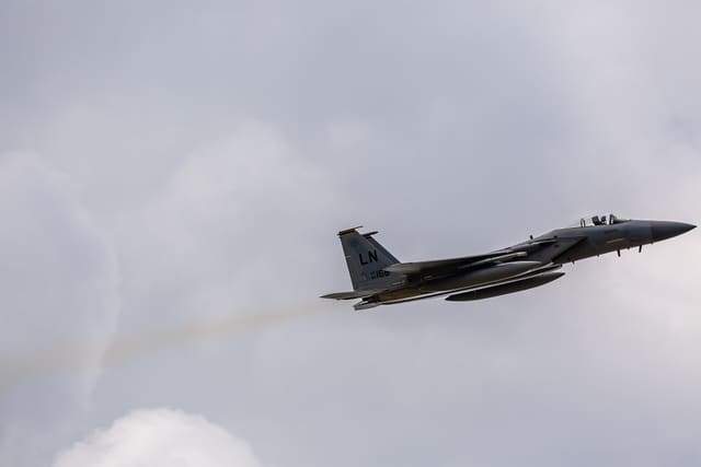  - Twin-engine aircraft