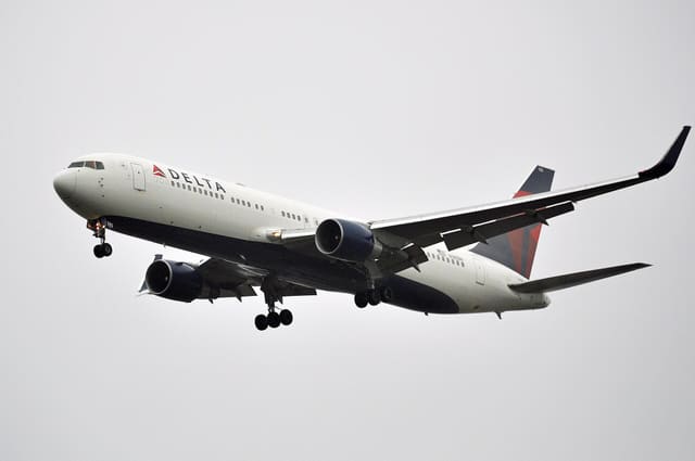 N185DN - Boeing