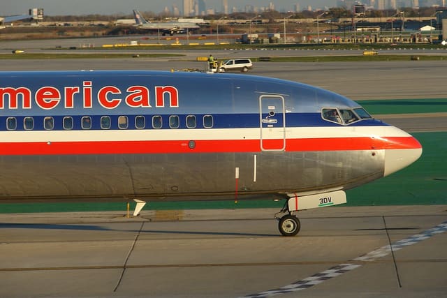 N990AN - Aircraft