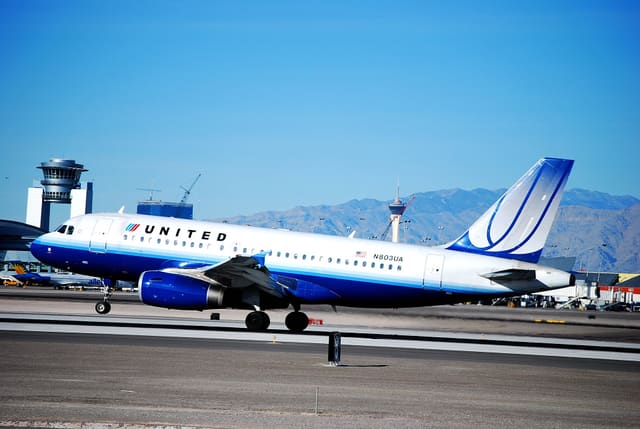N803UA - Airbus