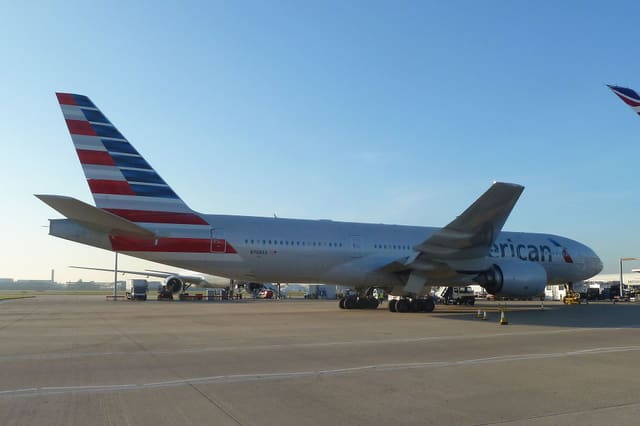 N768AA - Boeing