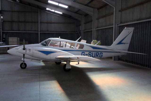 G-SURG - Twin-engine aircraft