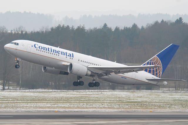 N67158 - Boeing