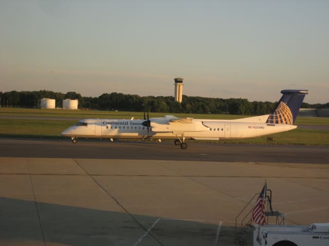 N208WQ - Bombardier