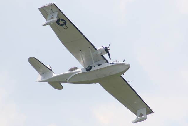  - Twin-engine aircraft
