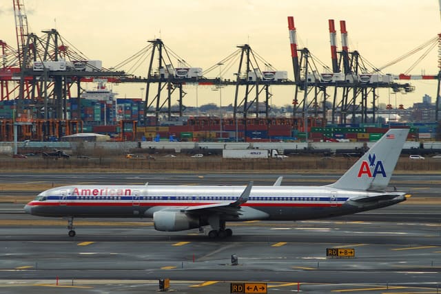 N183AN - Twin-engine aircraft