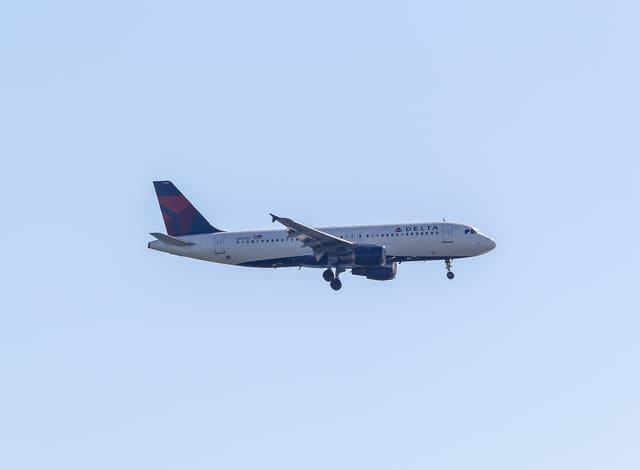 N321US - Airbus