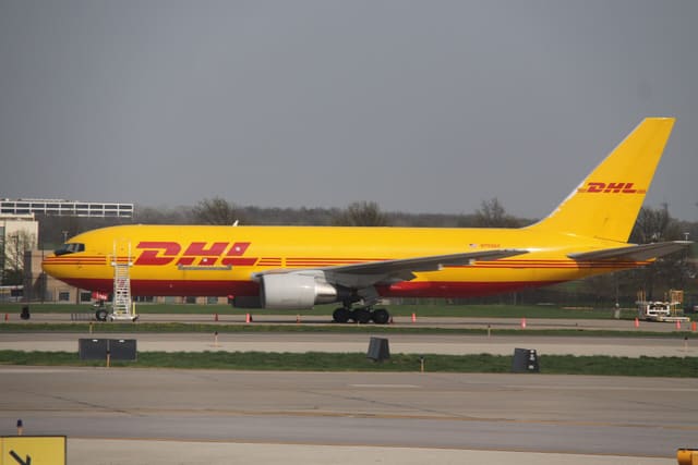 N769AX - Twin-engine aircraft