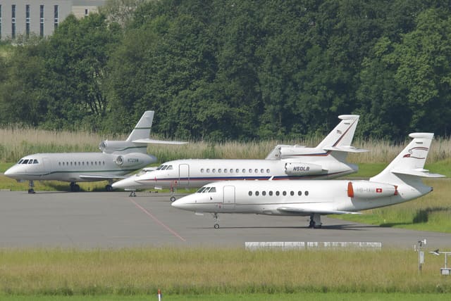 N50LB - Business jet