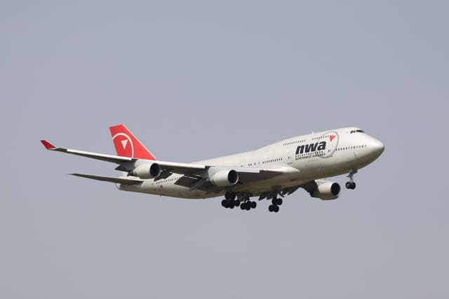 N672US — Boeing