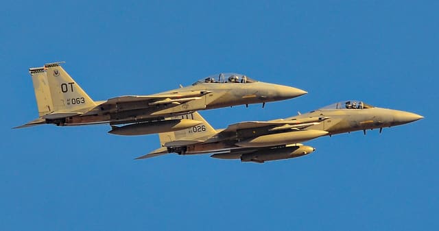  - Twin-engine aircraft