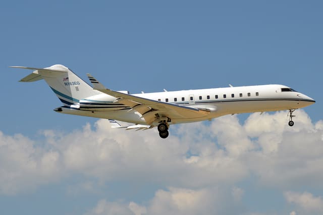 N163EG - Business jet