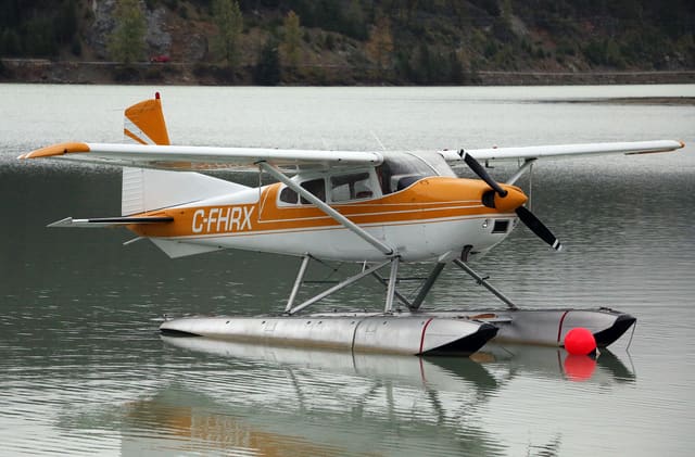 C-FHRX - Cessna
