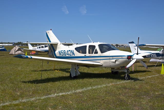 N5842N - Single-engine aircraft