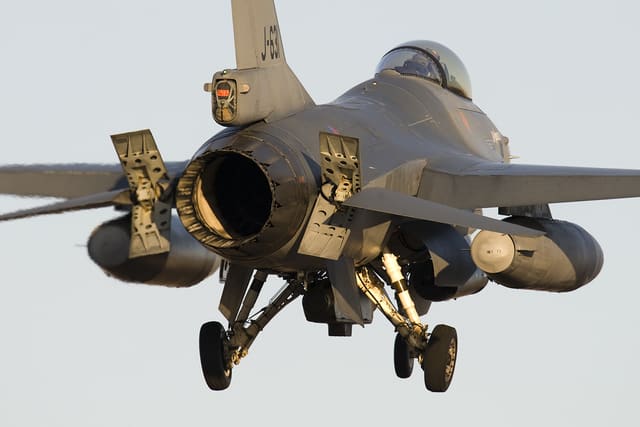  - Single-engine aircraft