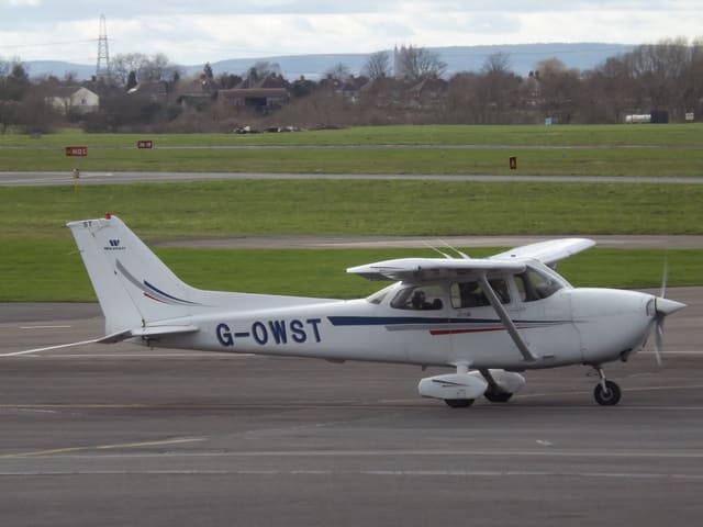 G-OWST - Cessna