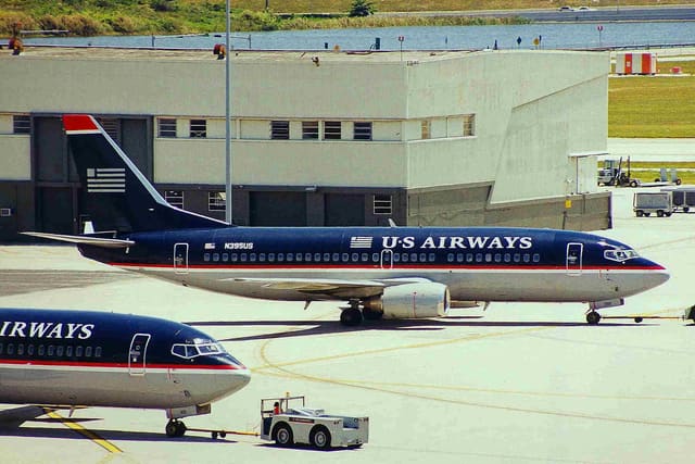 N395US - Twin-engine aircraft