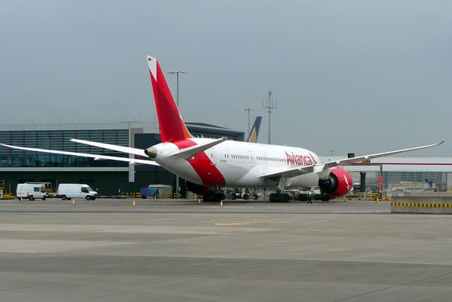 N794AV - Boeing