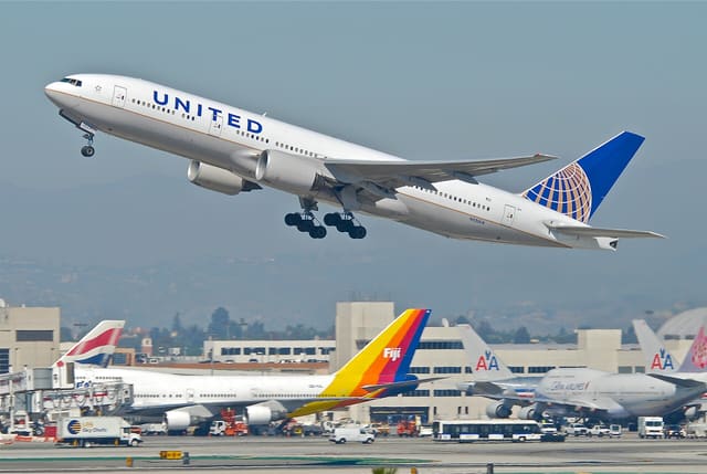 N225UA - Boeing