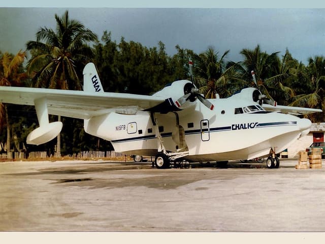 N115FB - Twin-engine aircraft