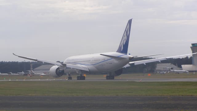 N787BX - Boeing