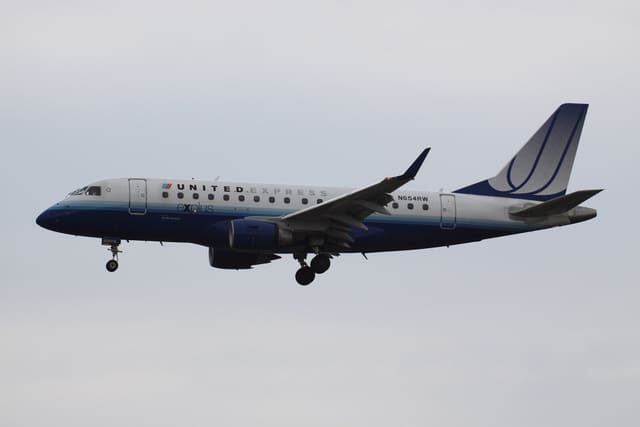 N654RW - Embraer