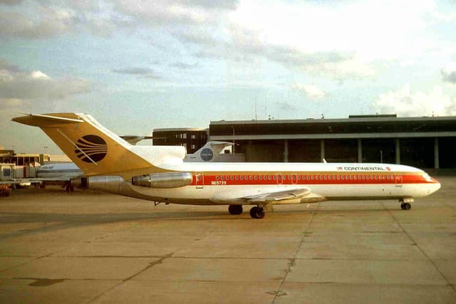 N69739 - Aircraft