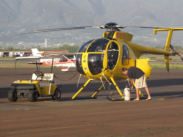 N58251 - Helicopter